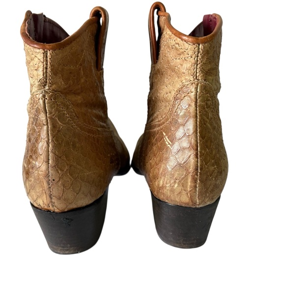 Italian Progetto Verio Cuoio Women’s Tan Snake Skin Booties Sz 38 - Picture 5 of 8